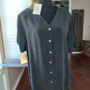 Classiques Entier 100% Silk Black Button Down Short Sleeved Blouse | Siz…
